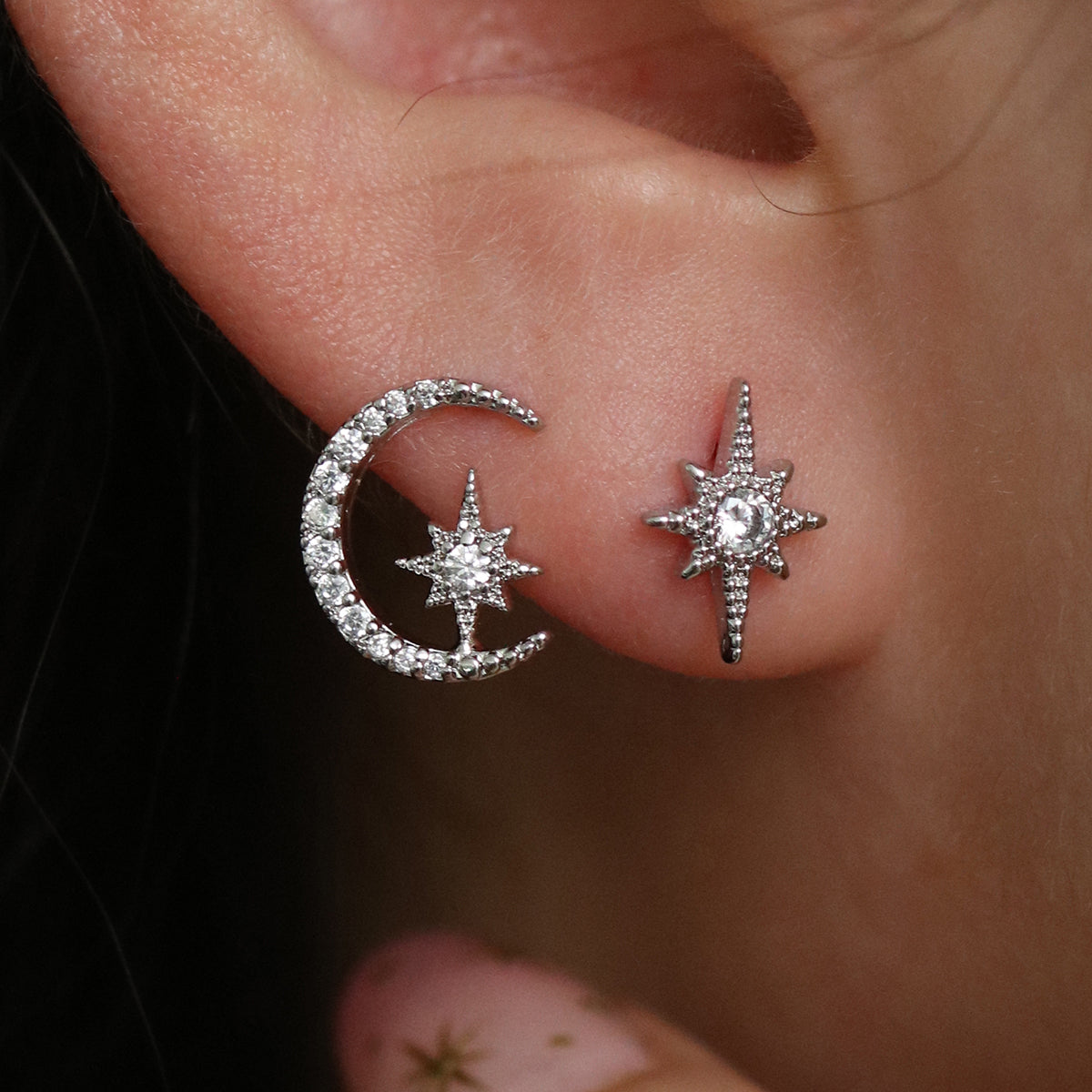 Moon and star stud earrings-2